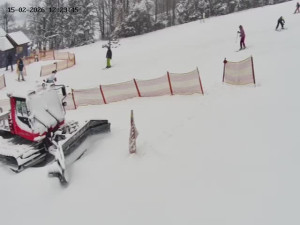 Skiareál Mosty u Jablunkova - Spodní část sjezdovky č. 4 - 15.2.2026 v 13:00 Skiareál Mosty u Jablunkova - Spodní část sjezdovky č. 4 - 15.2.2026 v 13:00