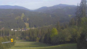 Skiareál Bílá - Bílá - panorama - 30.4.2025 v 09:00 Skiareál Bílá - Bílá - panorama - 30.4.2025 v 09:00