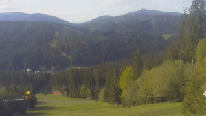Skiareál Bílá - Bílá - panorama - 30.4.2025 v 17:00 Skiareál Bílá - Bílá - panorama - 30.4.2025 v 17:00