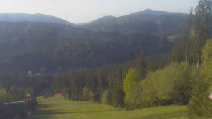 Skiareál Bílá - Bílá - panorama - 30.4.2025 v 18:00 Skiareál Bílá - Bílá - panorama - 30.4.2025 v 18:00