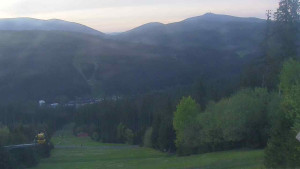 Skiareál Bílá - Bílá - panorama - 30.4.2025 v 20:00 Skiareál Bílá - Bílá - panorama - 30.4.2025 v 20:00
