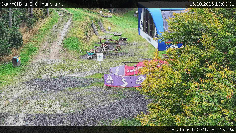 Skiareál Bílá - Bílá - panorama - 15.10.2025 v 10:00 Skiareál Bílá - Bílá - panorama - 15.10.2025 v 10:00