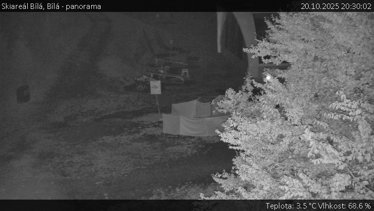 Skiareál Bílá - Bílá - panorama - 20.10.2025 v 20:30 Skiareál Bílá - Bílá - panorama - 20.10.2025 v 20:30