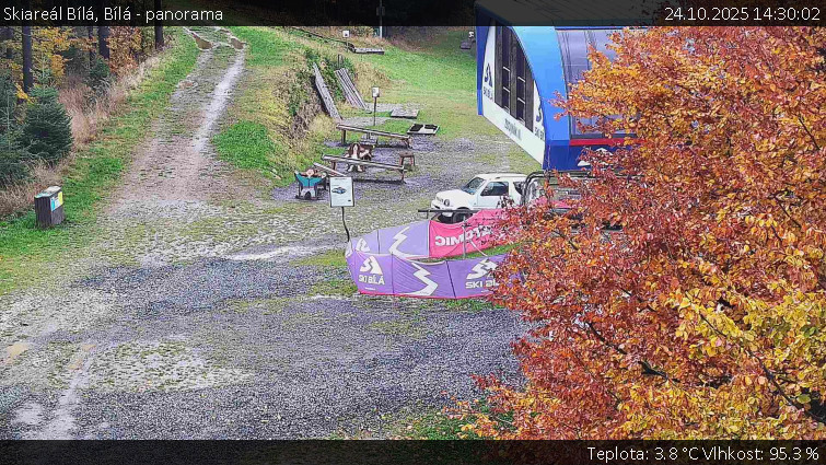 Skiareál Bílá - Bílá - panorama - 24.10.2025 v 14:30 Skiareál Bílá - Bílá - panorama - 24.10.2025 v 14:30