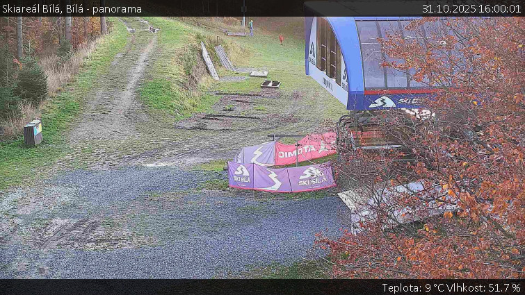 Skiareál Bílá - Bílá - panorama - 31.10.2025 v 16:00 Skiareál Bílá - Bílá - panorama - 31.10.2025 v 16:00
