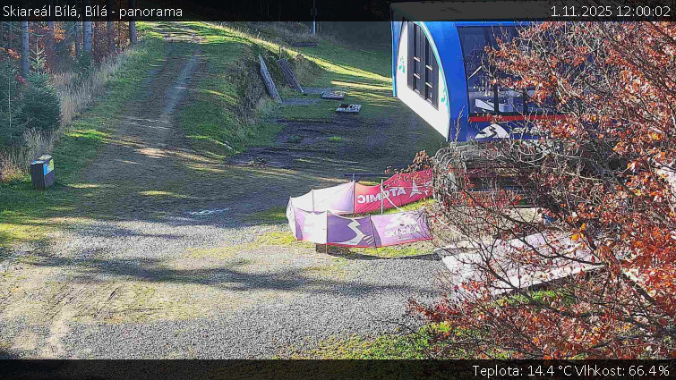 Skiareál Bílá - Bílá - panorama - 1.11.2025 v 12:00 Skiareál Bílá - Bílá - panorama - 1.11.2025 v 12:00
