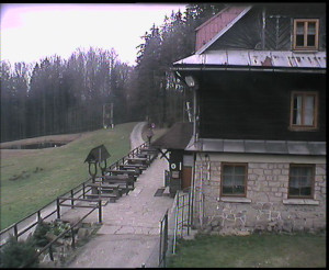 SkiAreál - Horský hotel Vsacký Cáb - Terasa horského hotelu - 24.4.2023 v 07:00