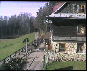 SkiAreál - Horský hotel Vsacký Cáb - Terasa horského hotelu - 1.5.2023 v 08:00