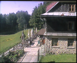 SkiAreál - Horský hotel Vsacký Cáb - Terasa horského hotelu - 1.6.2023 v 09:00