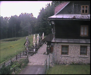 SkiAreál - Horský hotel Vsacký Cáb - Terasa horského hotelu - 6.6.2023 v 06:00