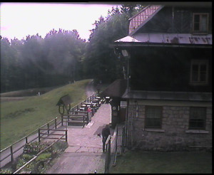 SkiAreál - Horský hotel Vsacký Cáb - Terasa horského hotelu - 7.5.2025 v 14:00 SkiAreál - Horský hotel Vsacký Cáb - Terasa horského hotelu - 7.5.2025 v 14:00