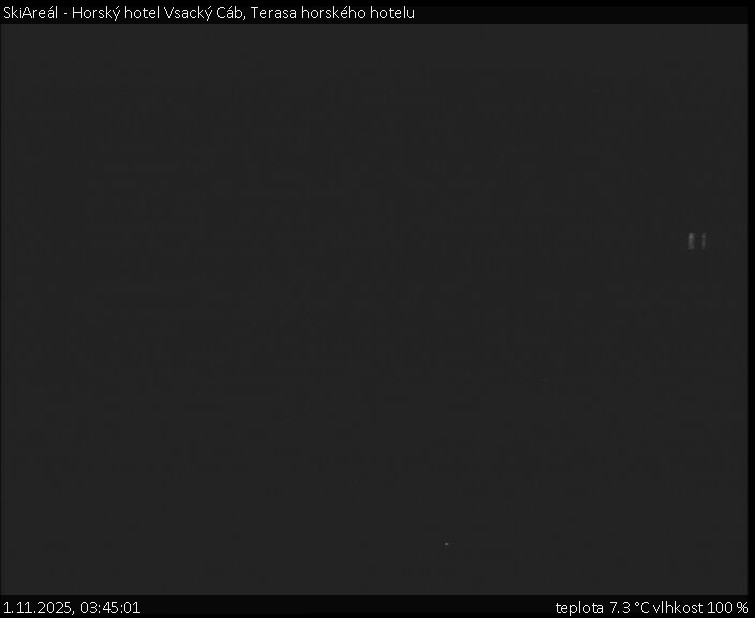 SkiAreál - Horský hotel Vsacký Cáb - Terasa horského hotelu - 1.11.2025 v 03:45 SkiAreál - Horský hotel Vsacký Cáb - Terasa horského hotelu - 1.11.2025 v 03:45