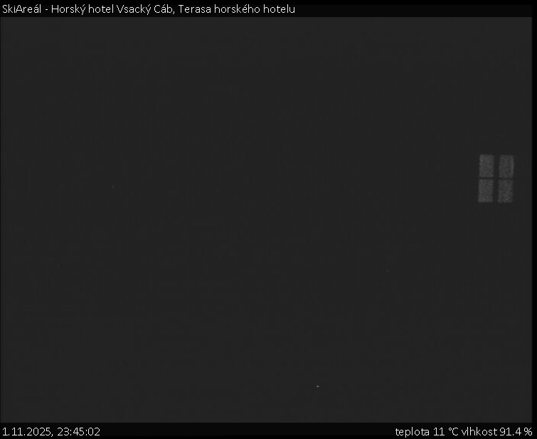 SkiAreál - Horský hotel Vsacký Cáb - Terasa horského hotelu - 1.11.2025 v 23:45 SkiAreál - Horský hotel Vsacký Cáb - Terasa horského hotelu - 1.11.2025 v 23:45