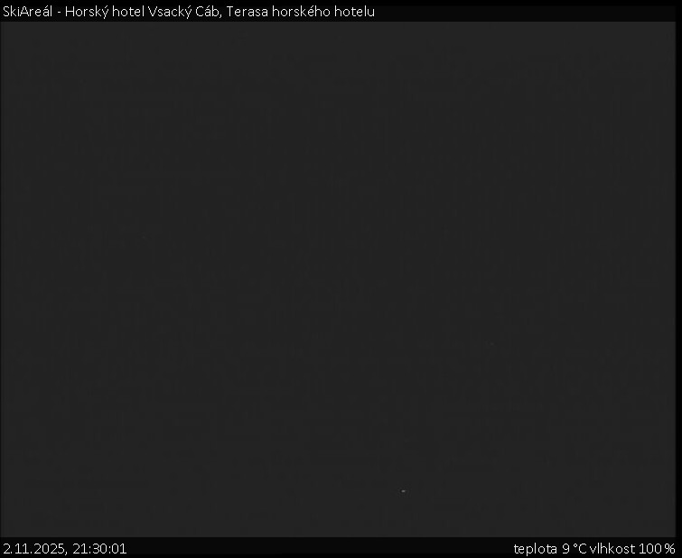 SkiAreál - Horský hotel Vsacký Cáb - Terasa horského hotelu - 2.11.2025 v 21:30 SkiAreál - Horský hotel Vsacký Cáb - Terasa horského hotelu - 2.11.2025 v 21:30
