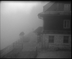 Terasa horského hotelu