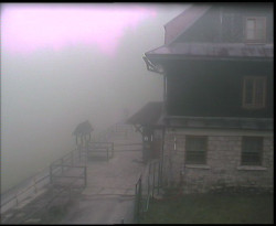 Terasa horského hotelu