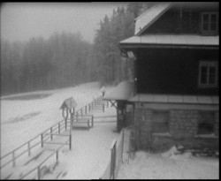 Terasa horského hotelu