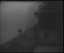 Terasa horského hotelu