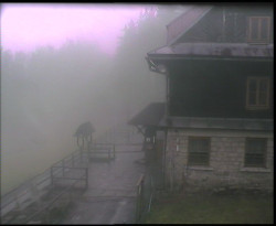 Terasa horského hotelu