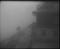 Terasa horského hotelu