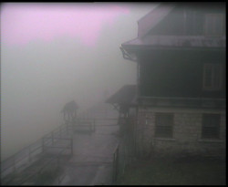 Terasa horského hotelu