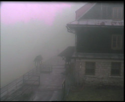 Terasa horského hotelu