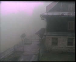 Terasa horského hotelu