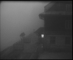 Terasa horského hotelu