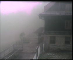 Terasa horského hotelu