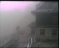 Terasa horského hotelu