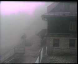 Terasa horského hotelu