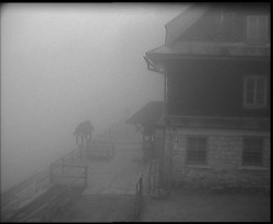 Terasa horského hotelu