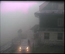 Terasa horského hotelu