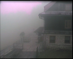 Terasa horského hotelu