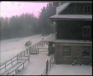 SkiAreál - Horský hotel Vsacký Cáb - Terasa horského hotelu - 7.1.2026 v 09:30 SkiAreál - Horský hotel Vsacký Cáb - Terasa horského hotelu - 7.1.2026 v 09:30