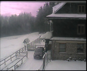 SkiAreál - Horský hotel Vsacký Cáb - Terasa horského hotelu - 7.1.2026 v 10:30 SkiAreál - Horský hotel Vsacký Cáb - Terasa horského hotelu - 7.1.2026 v 10:30