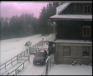 SkiAreál - Horský hotel Vsacký Cáb - Terasa horského hotelu - 7.1.2026 v 11:30 SkiAreál - Horský hotel Vsacký Cáb - Terasa horského hotelu - 7.1.2026 v 11:30