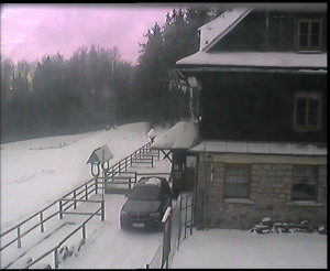 SkiAreál - Horský hotel Vsacký Cáb - Terasa horského hotelu - 7.1.2026 v 11:45 SkiAreál - Horský hotel Vsacký Cáb - Terasa horského hotelu - 7.1.2026 v 11:45