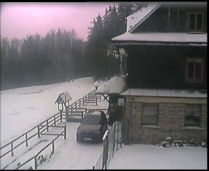 SkiAreál - Horský hotel Vsacký Cáb - Terasa horského hotelu - 7.1.2026 v 15:45 SkiAreál - Horský hotel Vsacký Cáb - Terasa horského hotelu - 7.1.2026 v 15:45