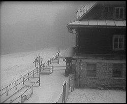 Terasa horského hotelu