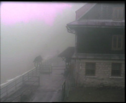 Terasa horského hotelu