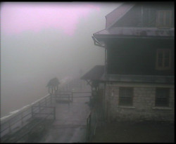 Terasa horského hotelu