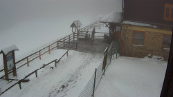 Terasa horského hotelu