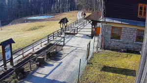 SkiAreál - Horský hotel Vsacký Cáb - Terasa horského hotelu - 4.3.2026 v 09:15 SkiAreál - Horský hotel Vsacký Cáb - Terasa horského hotelu - 4.3.2026 v 09:15