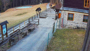 SkiAreál - Horský hotel Vsacký Cáb - Terasa horského hotelu - 9.3.2026 v 06:15 SkiAreál - Horský hotel Vsacký Cáb - Terasa horského hotelu - 9.3.2026 v 06:15