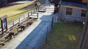 SkiAreál - Horský hotel Vsacký Cáb - Terasa horského hotelu - 9.3.2026 v 14:30 SkiAreál - Horský hotel Vsacký Cáb - Terasa horského hotelu - 9.3.2026 v 14:30