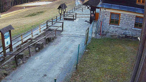 SkiAreál - Horský hotel Vsacký Cáb - Terasa horského hotelu - 9.3.2026 v 15:30 SkiAreál - Horský hotel Vsacký Cáb - Terasa horského hotelu - 9.3.2026 v 15:30