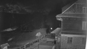 SkiAreál - Horský hotel Vsacký Cáb - Terasa horského hotelu - 8.4.2026 v 03:15 SkiAreál - Horský hotel Vsacký Cáb - Terasa horského hotelu - 8.4.2026 v 03:15