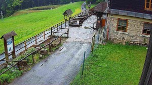 SkiAreál - Horský hotel Vsacký Cáb - Terasa horského hotelu - 16.5.2026 v 17:15 SkiAreál - Horský hotel Vsacký Cáb - Terasa horského hotelu - 16.5.2026 v 17:15