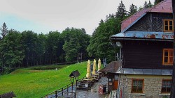 Terasa horského hotelu